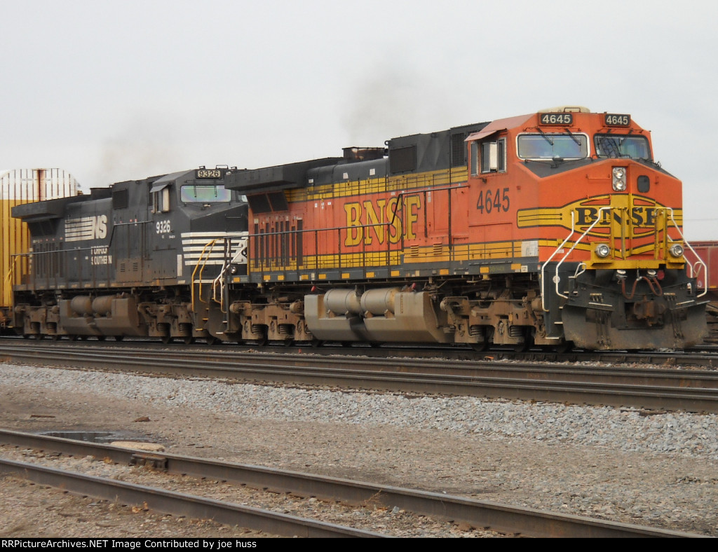 BNSF 4645 East